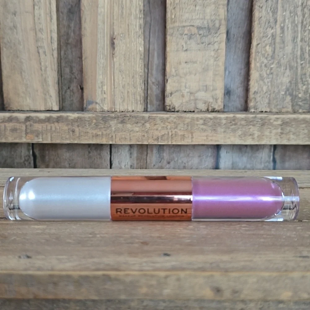 Revolution Double Up Liquid Shadow-Subliminal